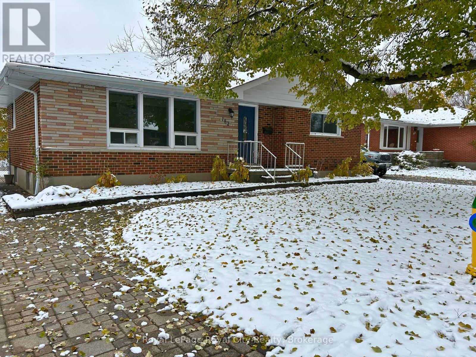 Upper - 182 Metcalfe Street, Guelph, Ontario  N1E 4Y3 - Photo 2 - X12532260