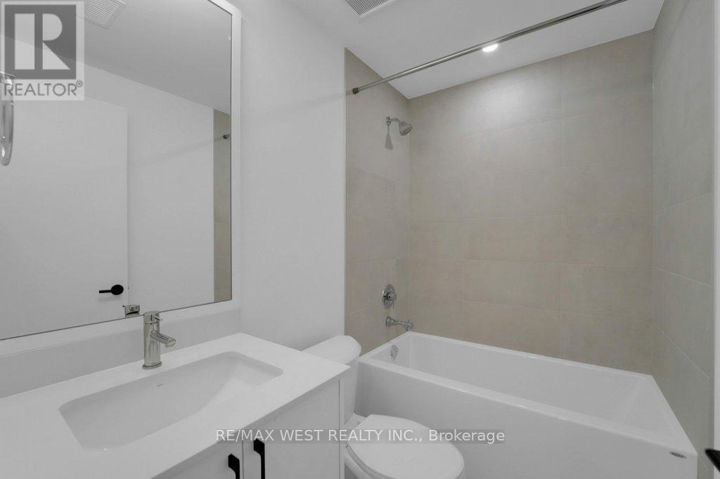 A - 661 Winona Drive, Toronto (Oakwood Village), Ontario  M6C 3V6 - Photo 15 - C12470393