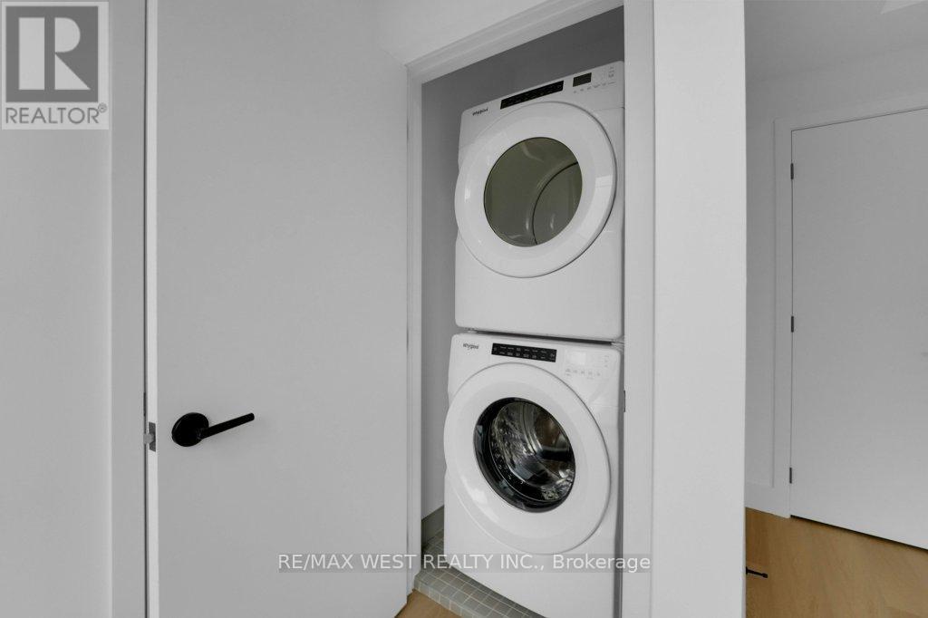 C - 661 Winona Drive, Toronto (Oakwood Village), Ontario  M6C 3V6 - Photo 12 - C12470406