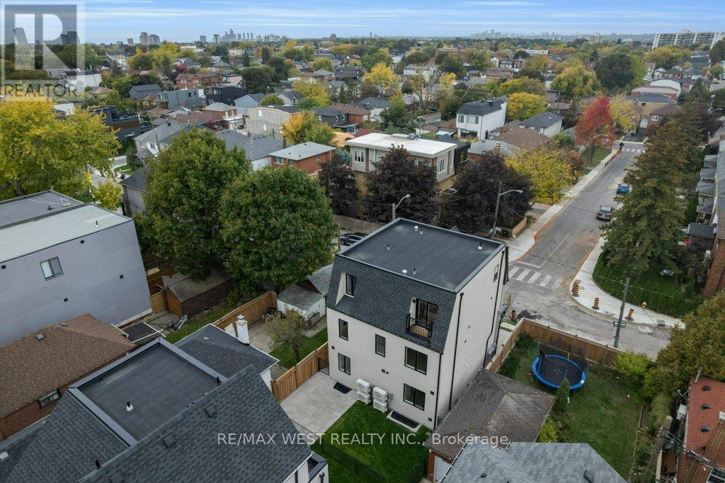 C - 661 Winona Drive, Toronto (Oakwood Village), Ontario  M6C 3V6 - Photo 30 - C12470406