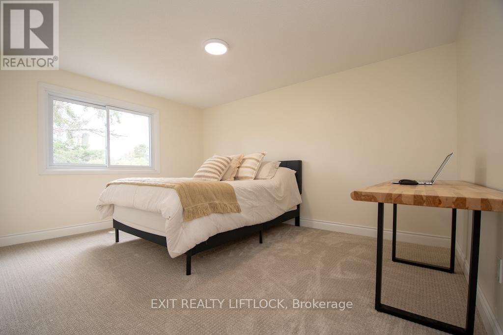 12 - 740 Chamberlain Street, Peterborough, Ontario K9J 4M3 - Photo 17 - X12532252