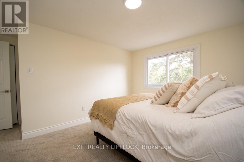 12 - 740 Chamberlain Street, Peterborough, Ontario K9J 4M3 - Photo 19 - X12532252