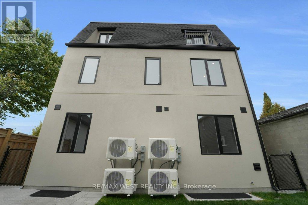 C - 661 Winona Drive, Toronto (Oakwood Village), Ontario  M6C 3V6 - Photo 39 - C12470406