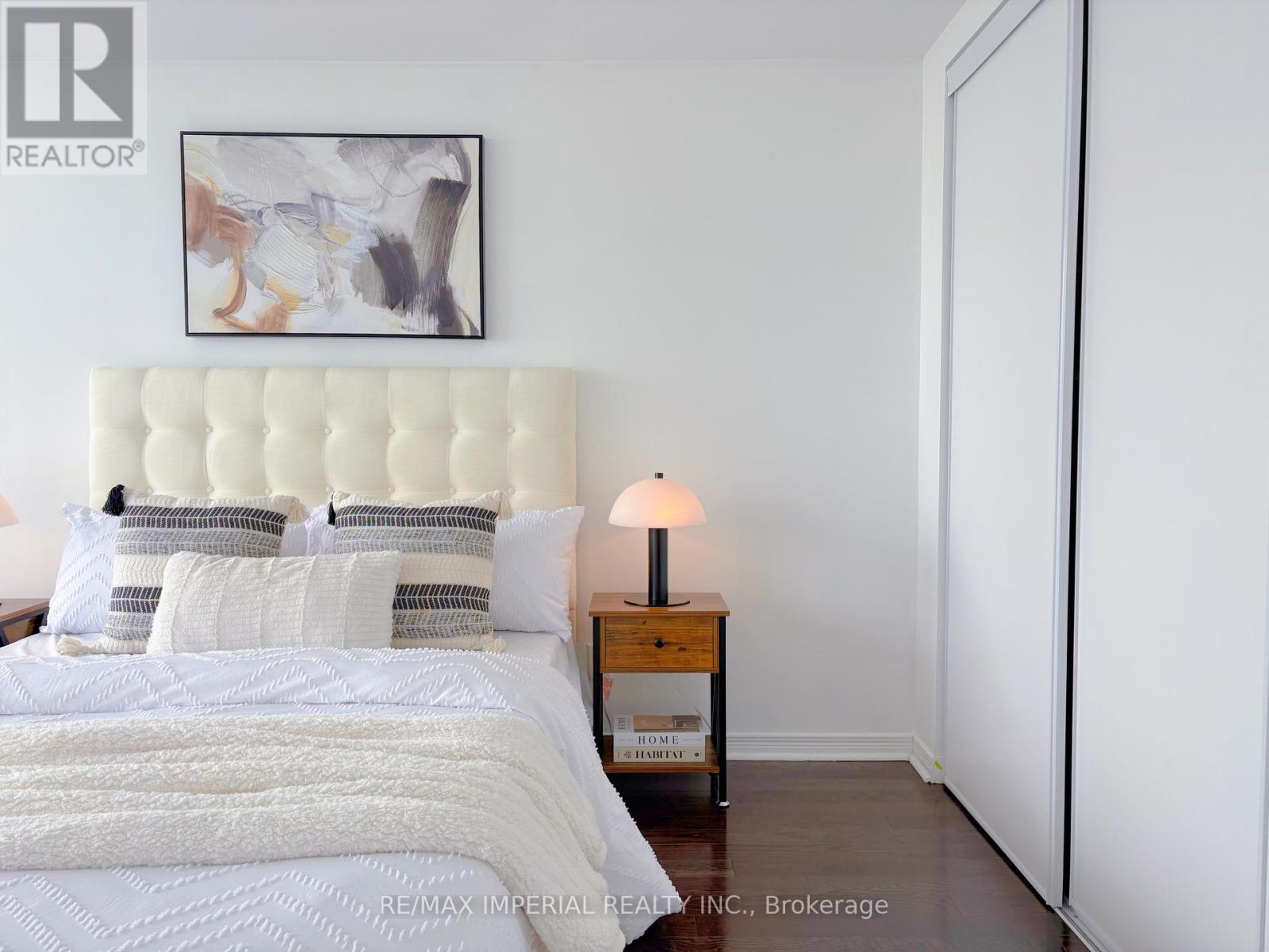 2001 - 15 Legion Road, Toronto, Ontario  M8V 0A9 - Photo 2 - W12531978