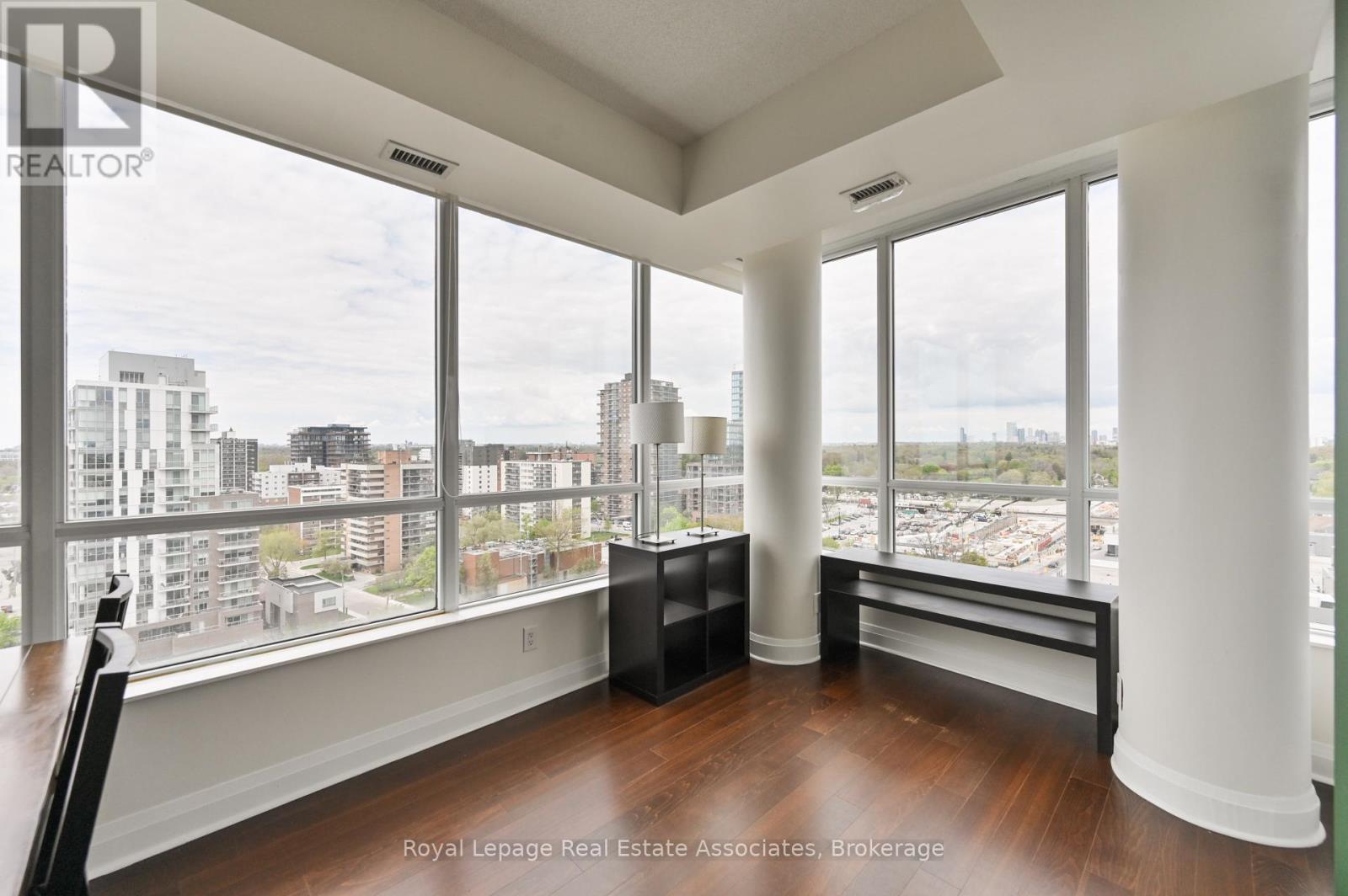 1308 - 1 Hurontario Street, Mississauga, Ontario  L5G 3G8 - Photo 22 - W12531980