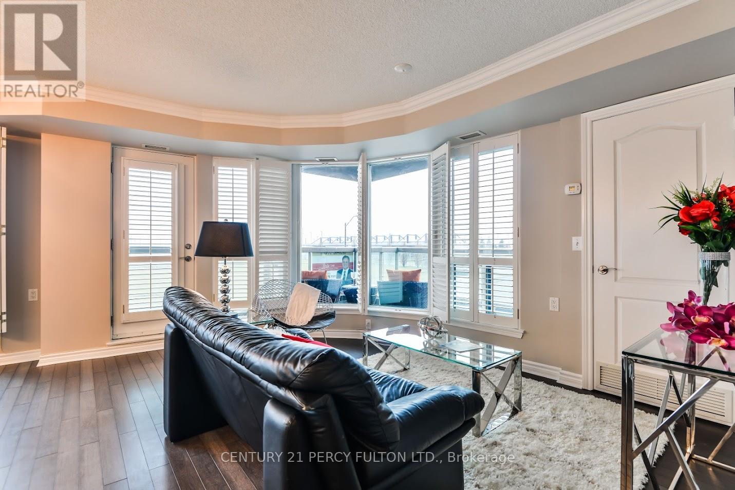 212 - 1030 SHEPPARD AVENUE W, toronto (bathurst manor), Ontario