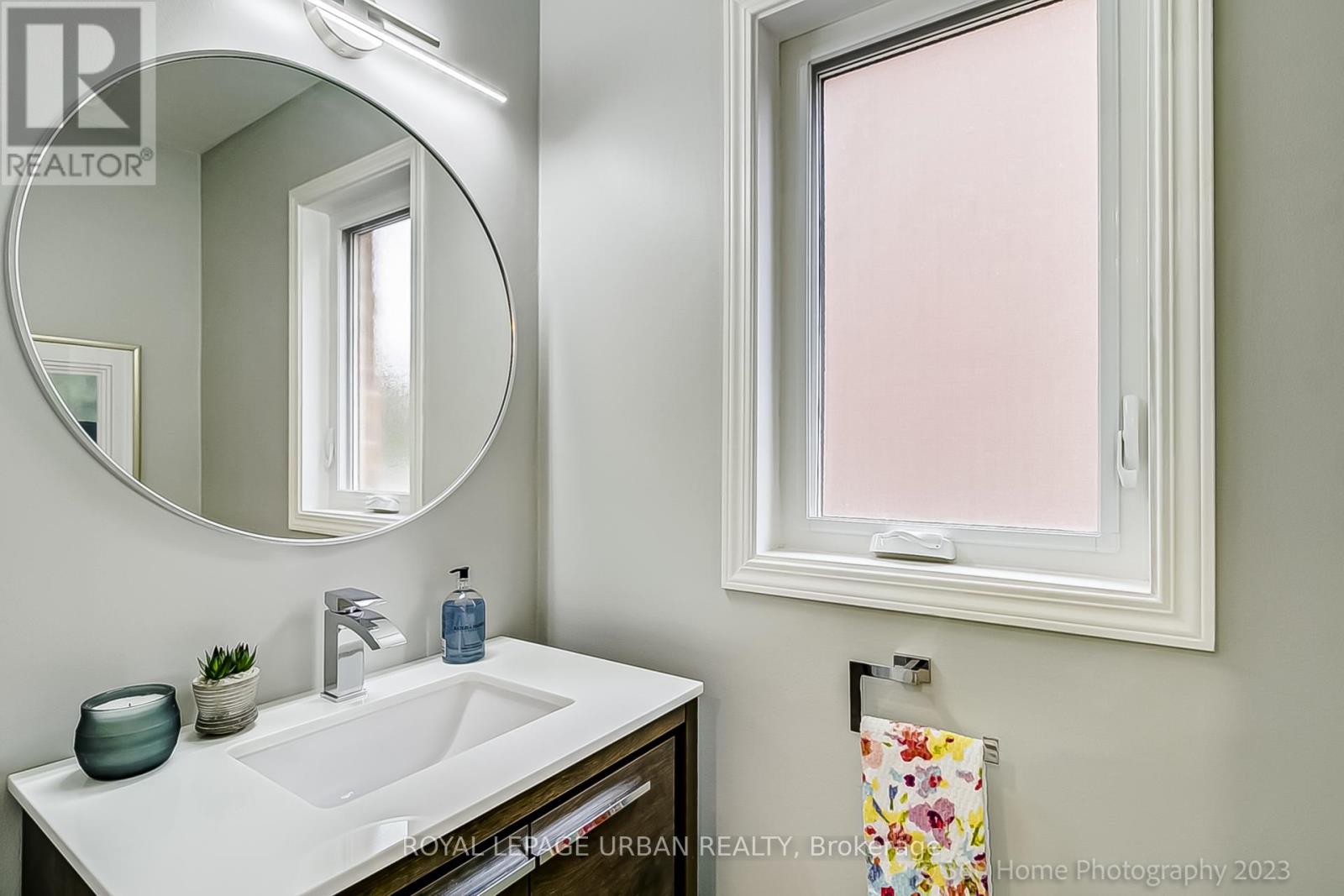 165 Westfield Trail, Oakville, Ontario  L6H 6H7 - Photo 17 - W12531990