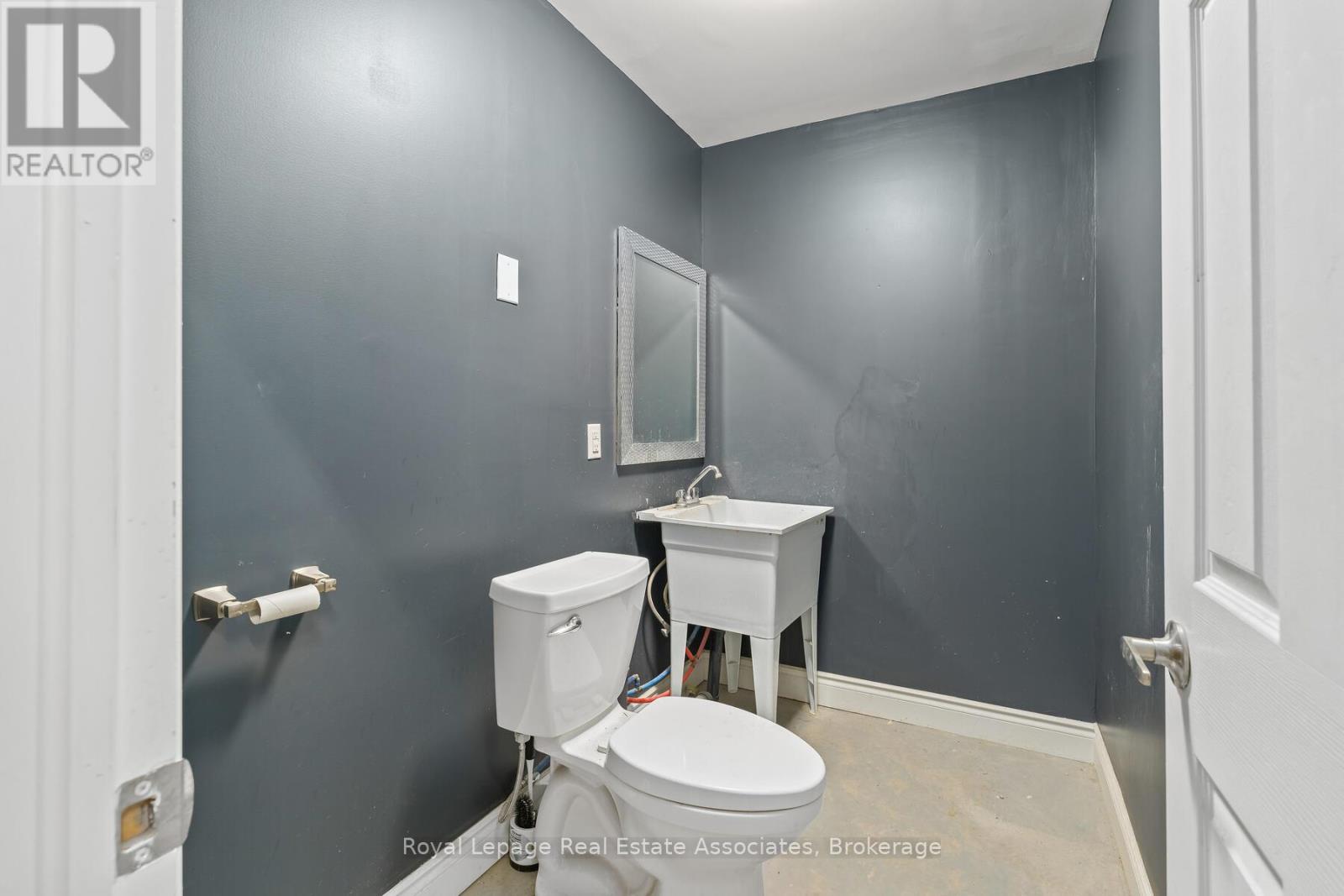 9 - 150 Armstrong Avenue, Halton Hills, Ontario  L7G 5G8 - Photo 27 - W12532006