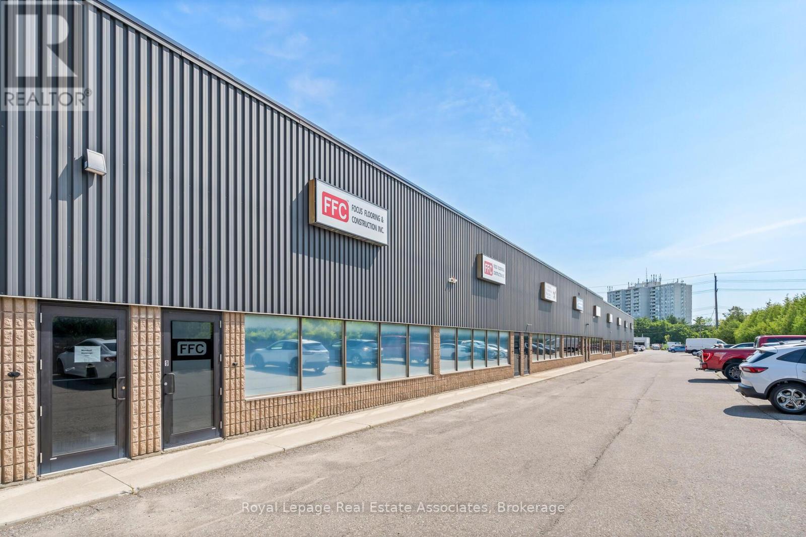 9 - 150 Armstrong Avenue, Halton Hills, Ontario  L7G 5G8 - Photo 3 - W12532006