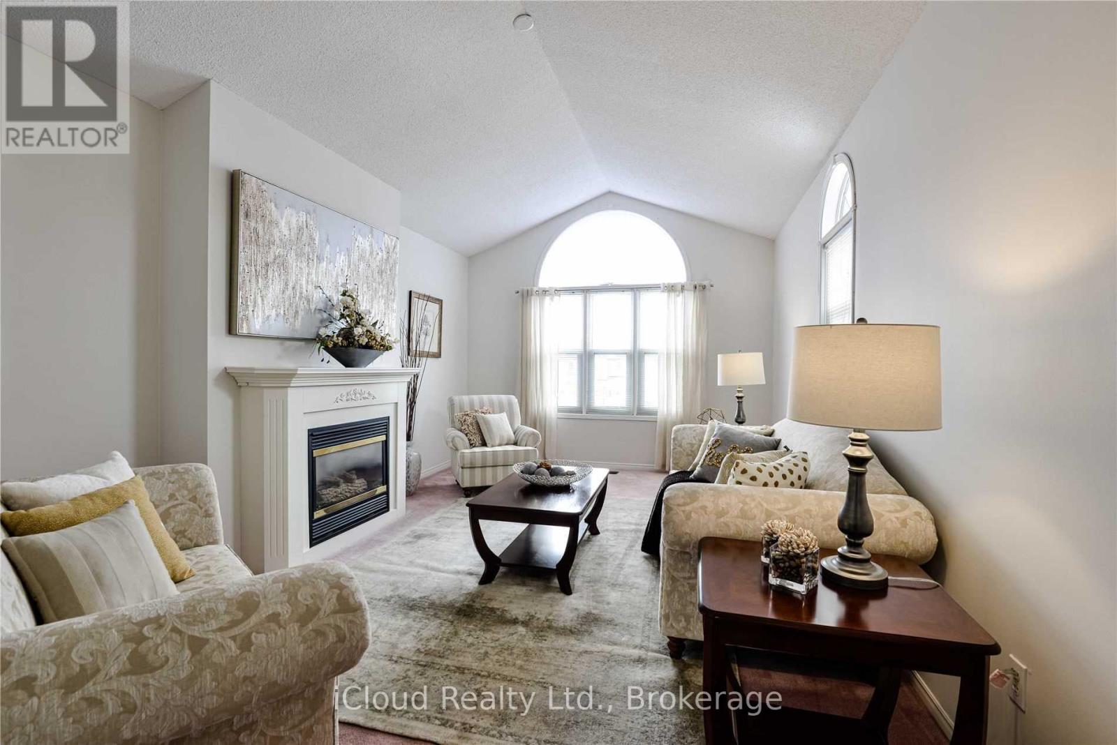 33 Fenflower Court, Brampton, Ontario  L7A 1H3 - Photo 10 - W12532028