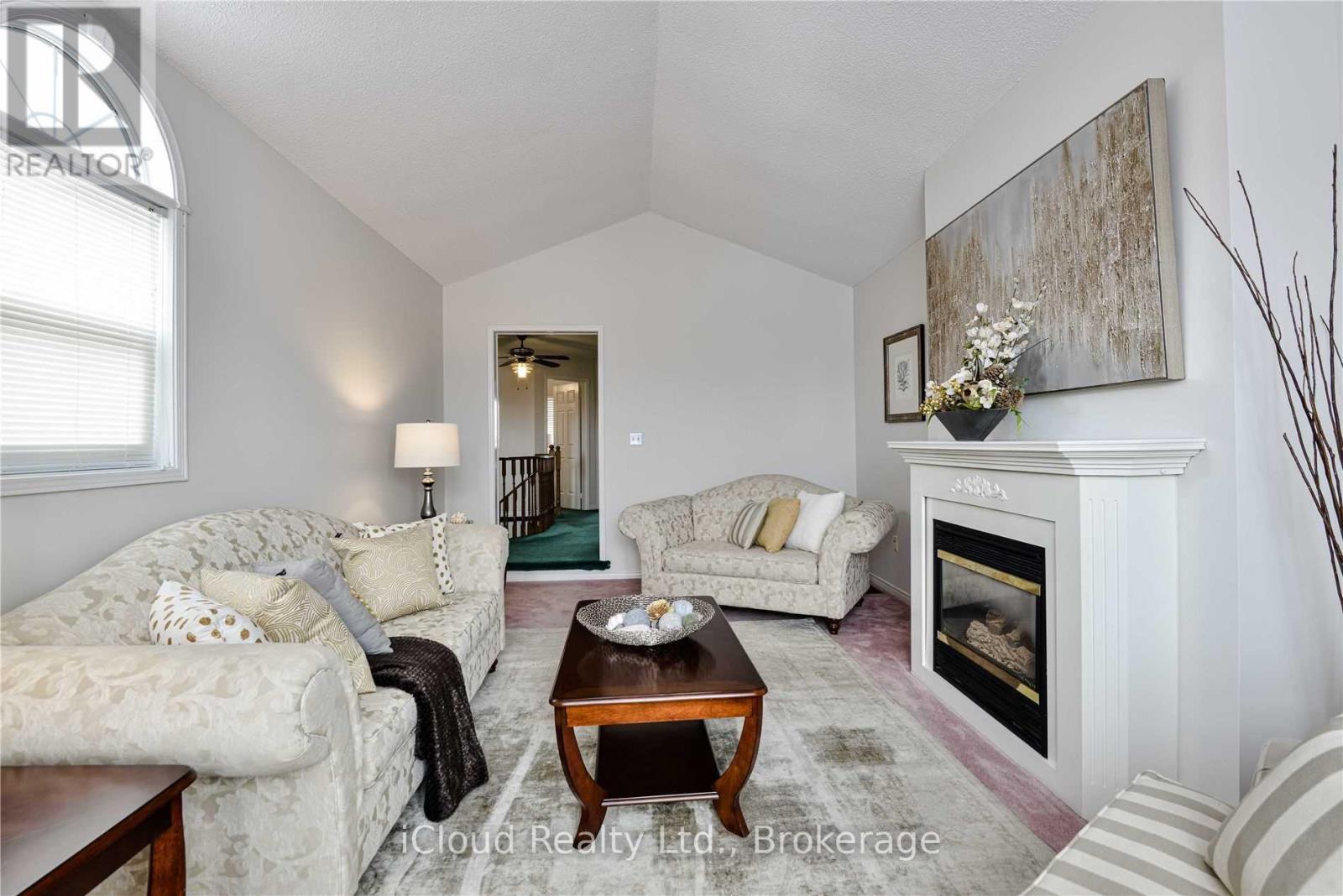 33 Fenflower Court, Brampton, Ontario  L7A 1H3 - Photo 11 - W12532028