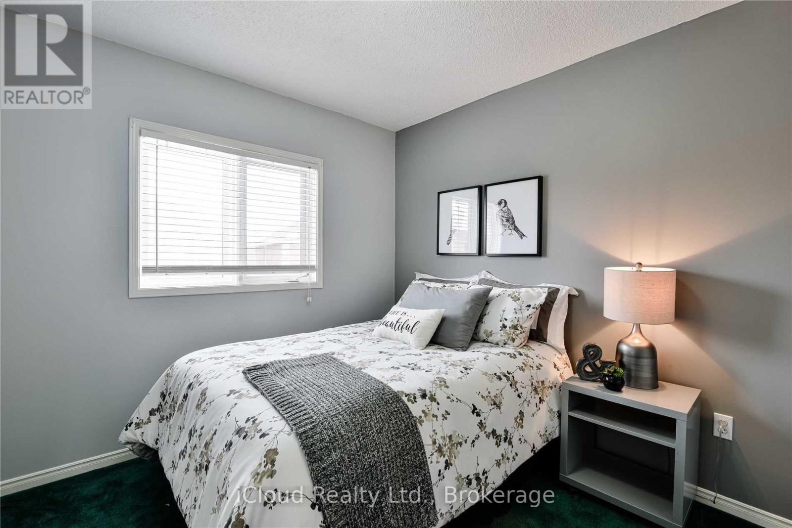 33 Fenflower Court, Brampton, Ontario  L7A 1H3 - Photo 15 - W12532028