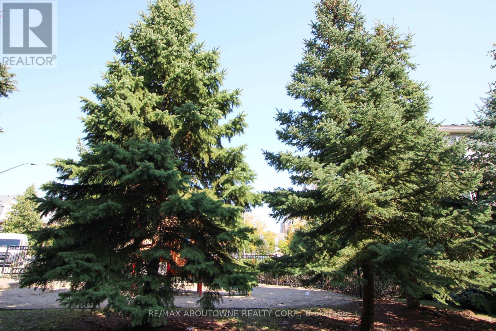 327 - 3030 Breakwater Court, Mississauga, Ontario  L5B 4N9 - Photo 30 - W12532032