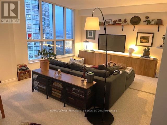 1211 - 2285 Lake Shore Boulevard W, Toronto, Ontario  M8V 3X9 - Photo 2 - W12532044