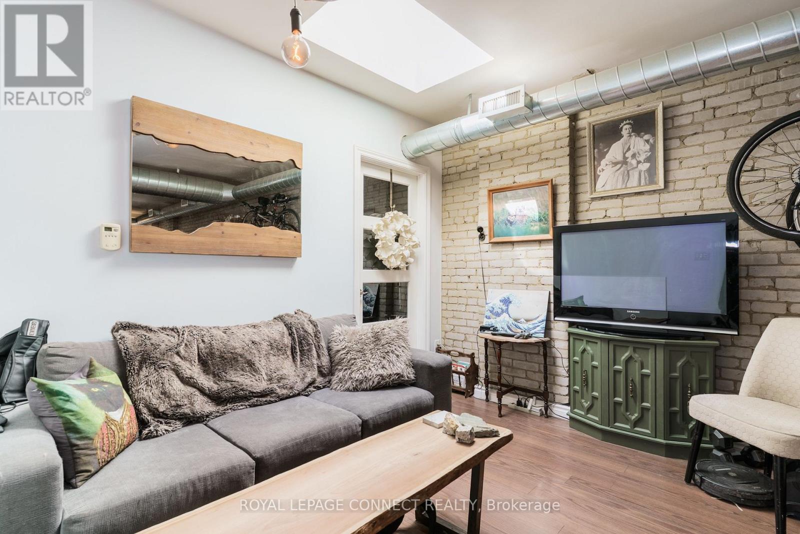 359 Roncesvalles Avenue, Toronto, Ontario  M6R 2M8 - Photo 24 - W12532064