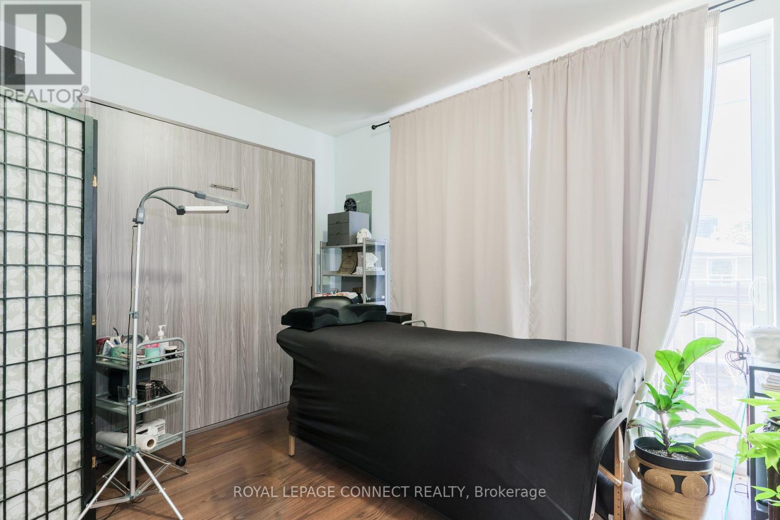 359 Roncesvalles Avenue, Toronto, Ontario  M6R 2M8 - Photo 25 - W12532064