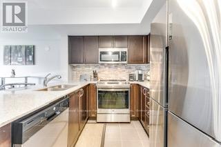 215 - 40 Via Rosedale, Brampton, Ontario  L6R 4A4 - Photo 9 - W12532076