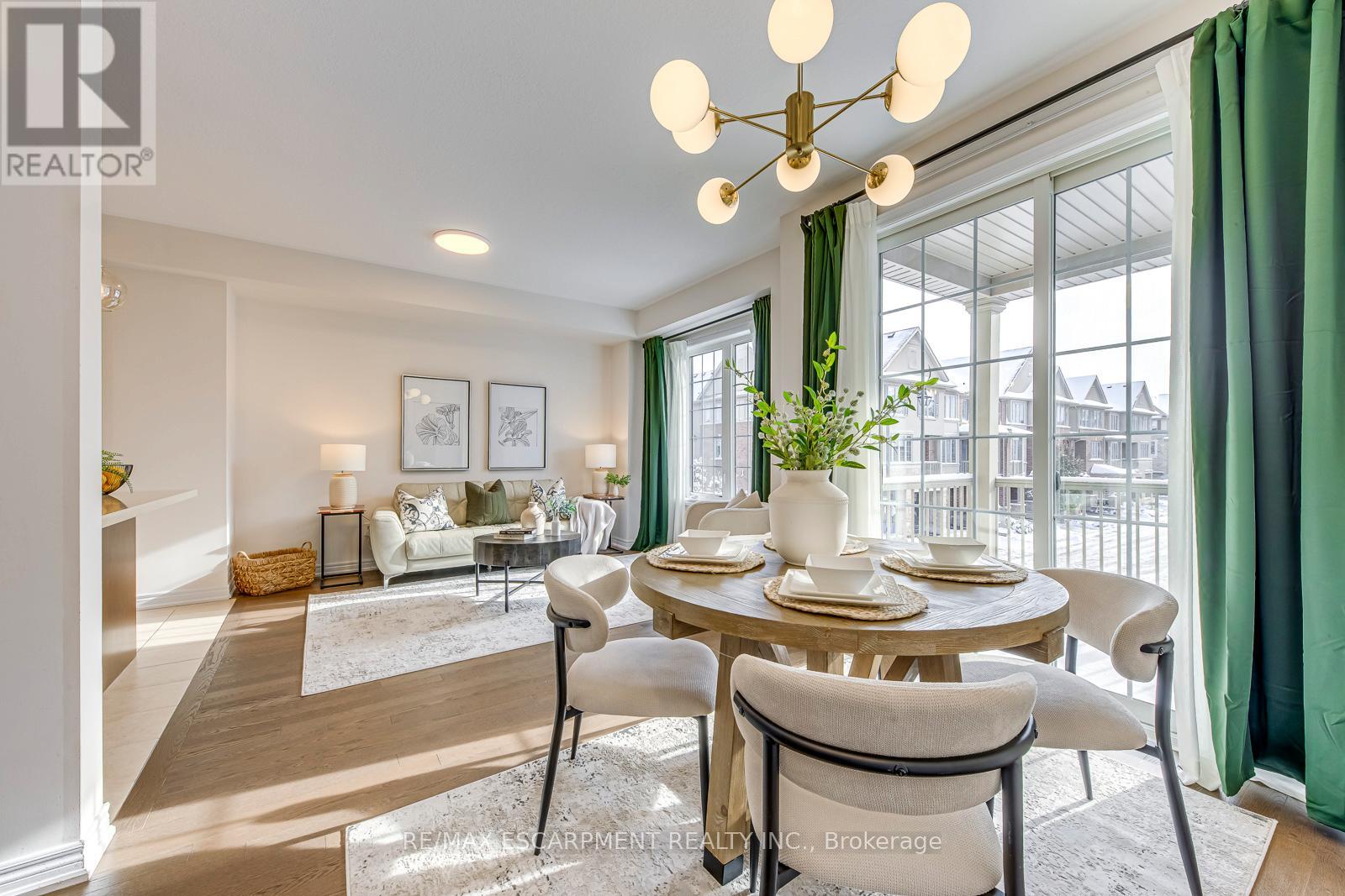 383 GRANTHAM COMMON, Oakville, Ontario