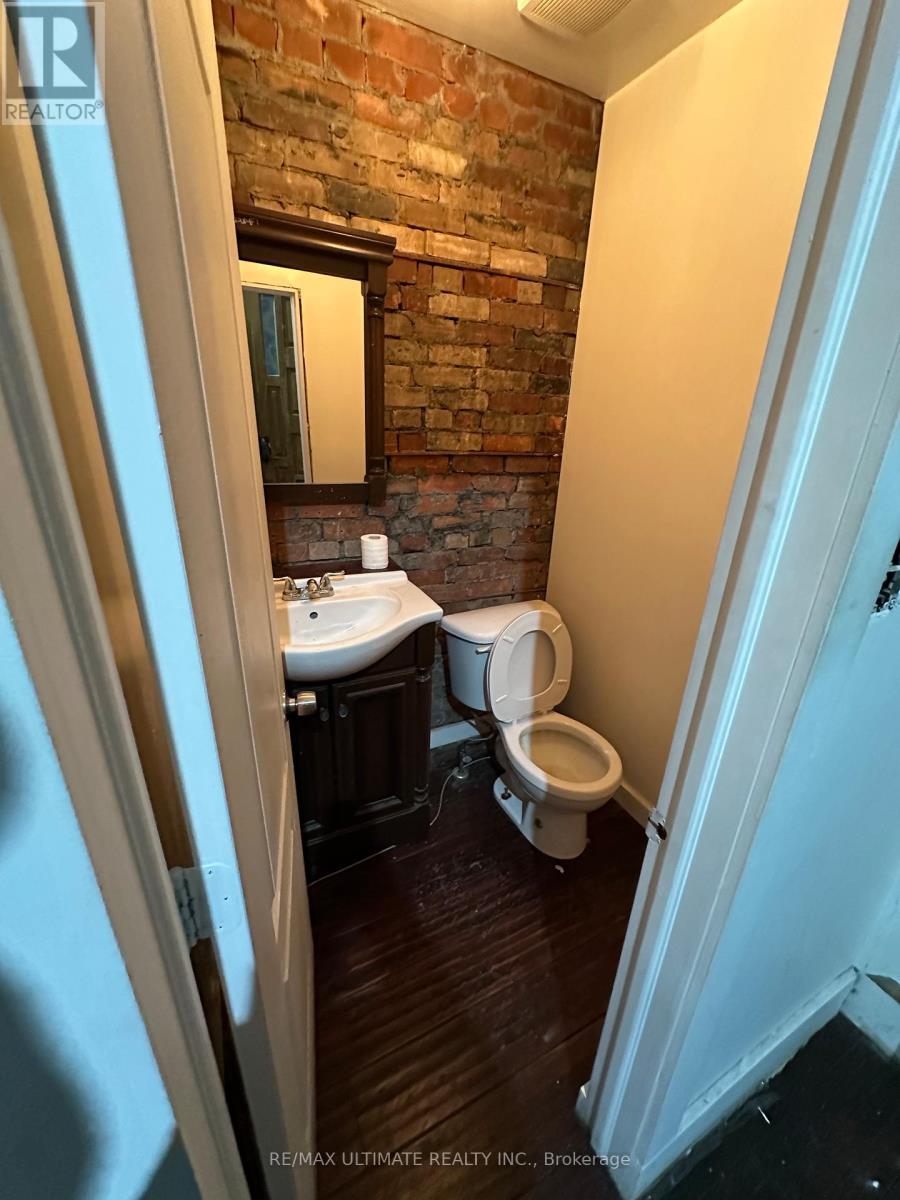 1275 Queen Street W, Toronto, Ontario  M6K 1L6 - Photo 6 - W12532166