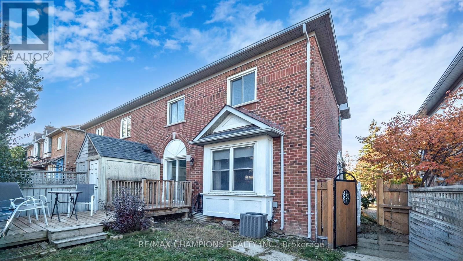 135 Ural Circle, Brampton, Ontario  L6R 1J6 - Photo 18 - W12532184