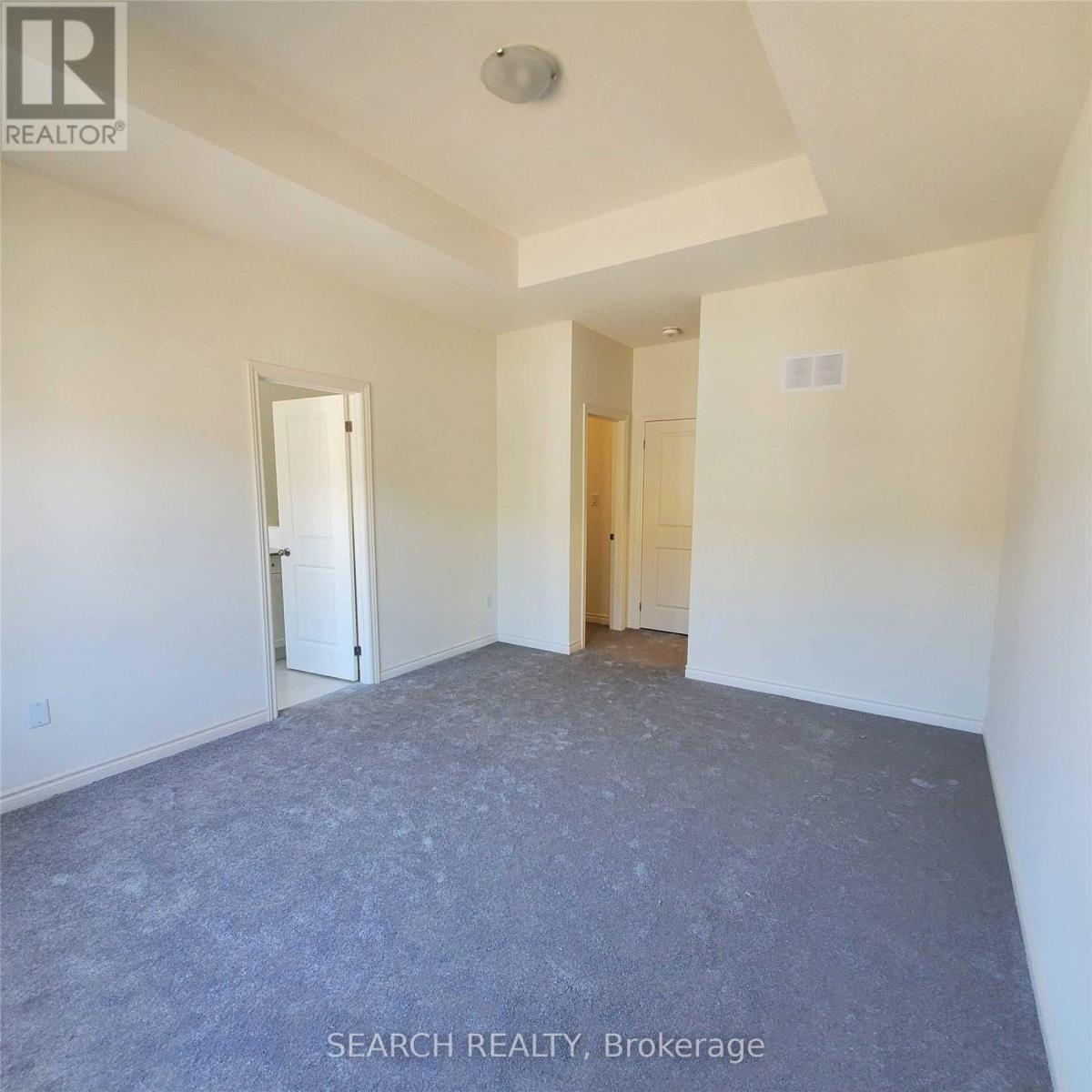 152 Adventura Road, Brampton, Ontario  L7A 5A7 - Photo 12 - W12532220