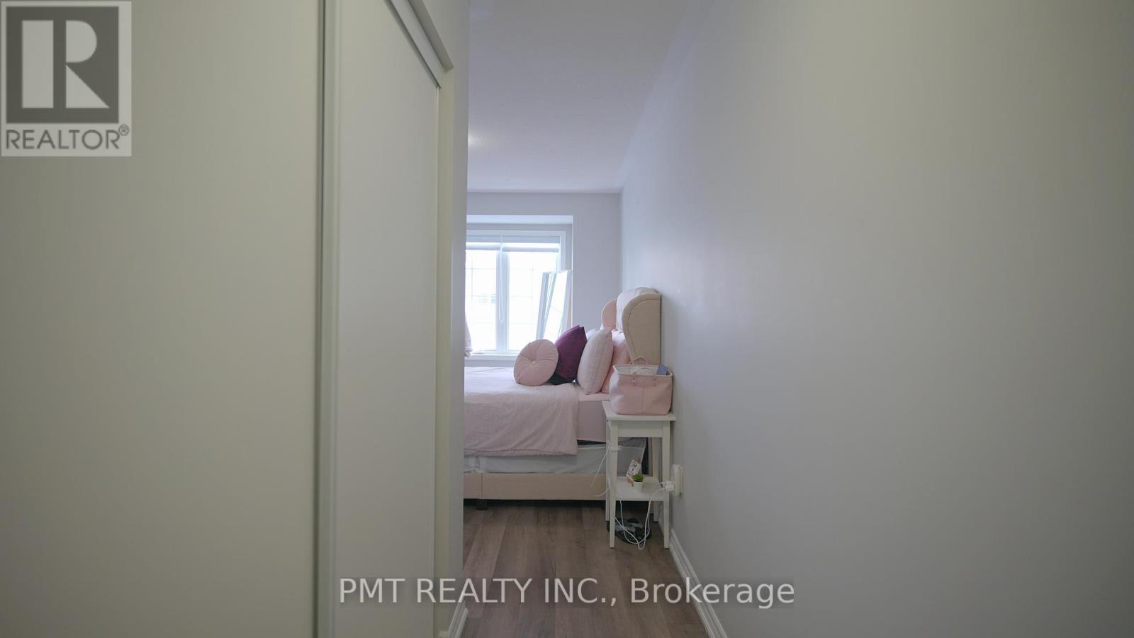 986 Alder Gate, Milton, Ontario  L9E 1R6 - Photo 8 - W12532248