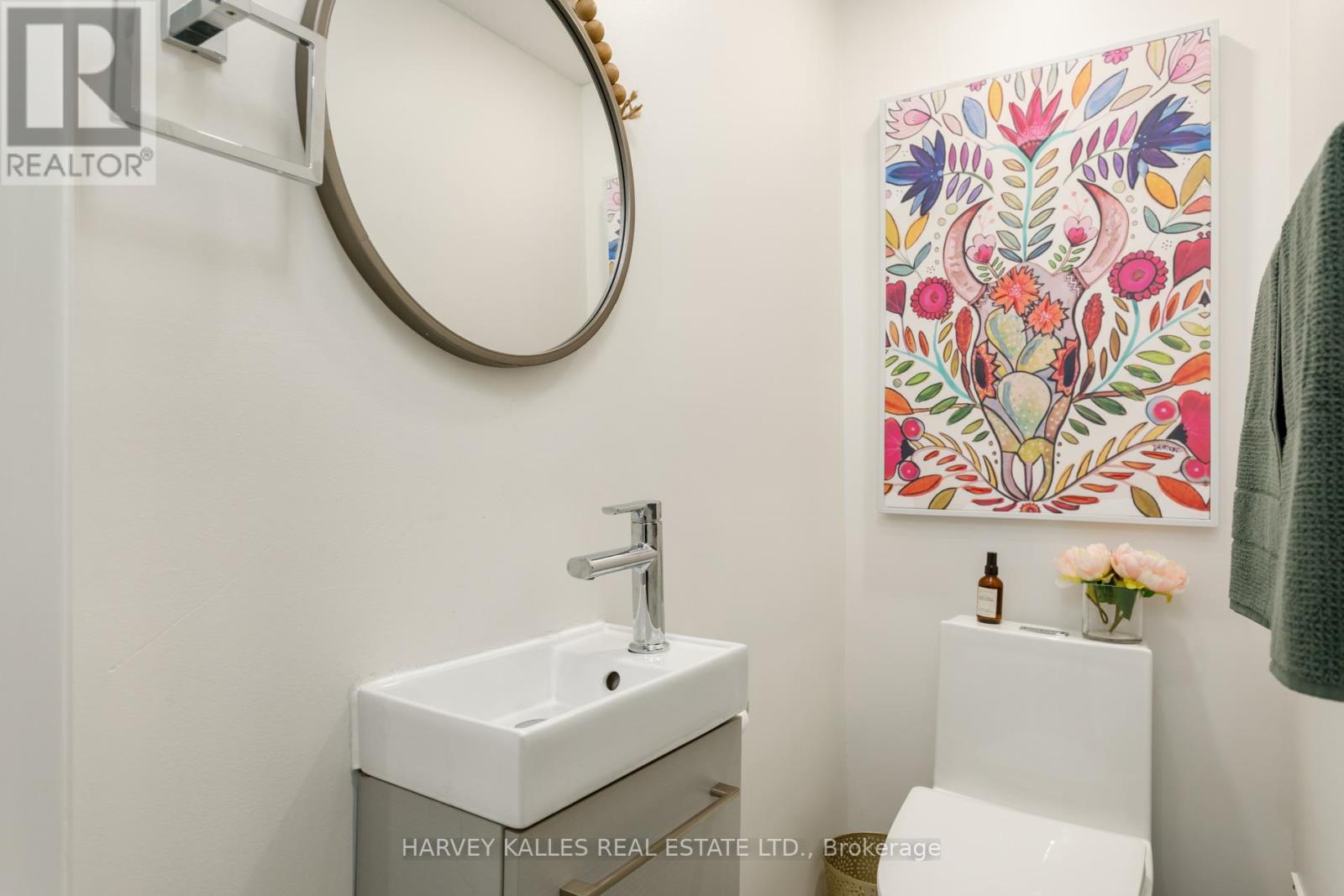 139 King Edward Avenue, Toronto, Ontario  M4C 5J7 - Photo 18 - E12532004