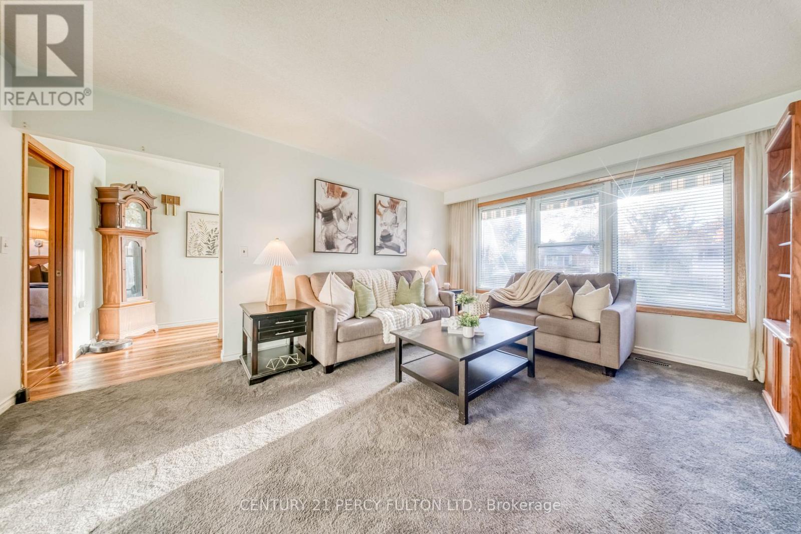 43 Taylor Road, Ajax, Ontario  L1S 2X5 - Photo 1 - E12530816