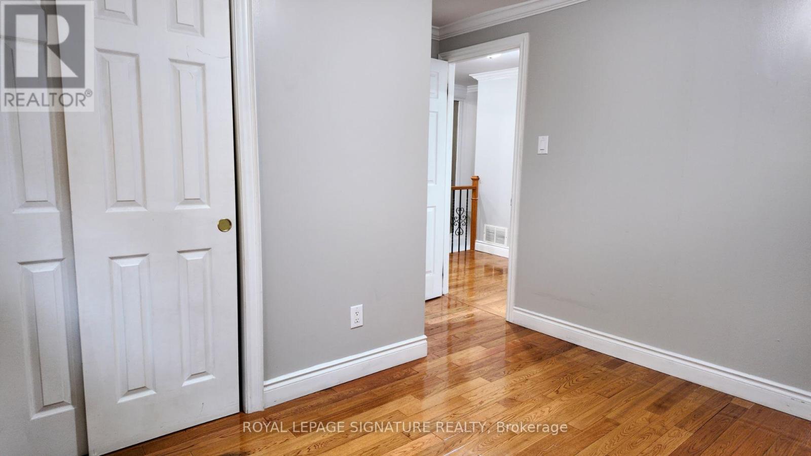 71 Mandarin Crescent, Brampton, Ontario  L6S 2S2 - Photo 15 - W12528636