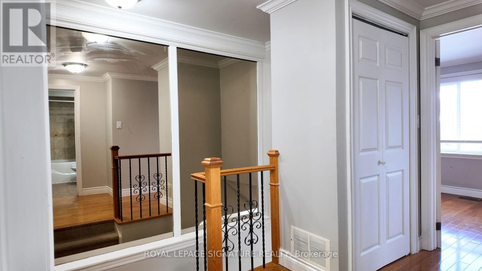 71 Mandarin Crescent, Brampton, Ontario  L6S 2S2 - Photo 13 - W12528636