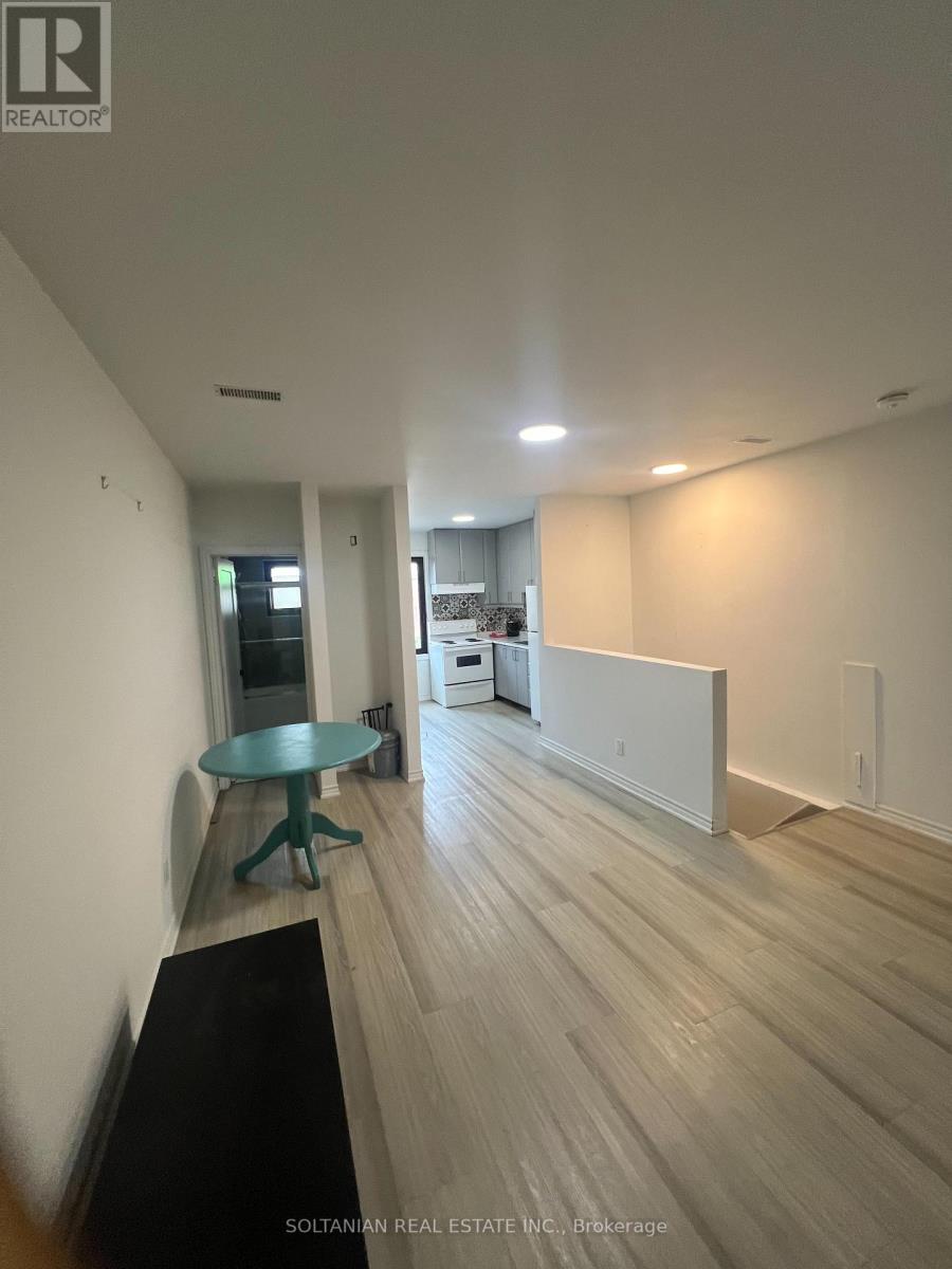 1742 St Clair Avenue W, Toronto (Weston-Pellam Park), Ontario  M6N 1J3 - Photo 16 - W12523456