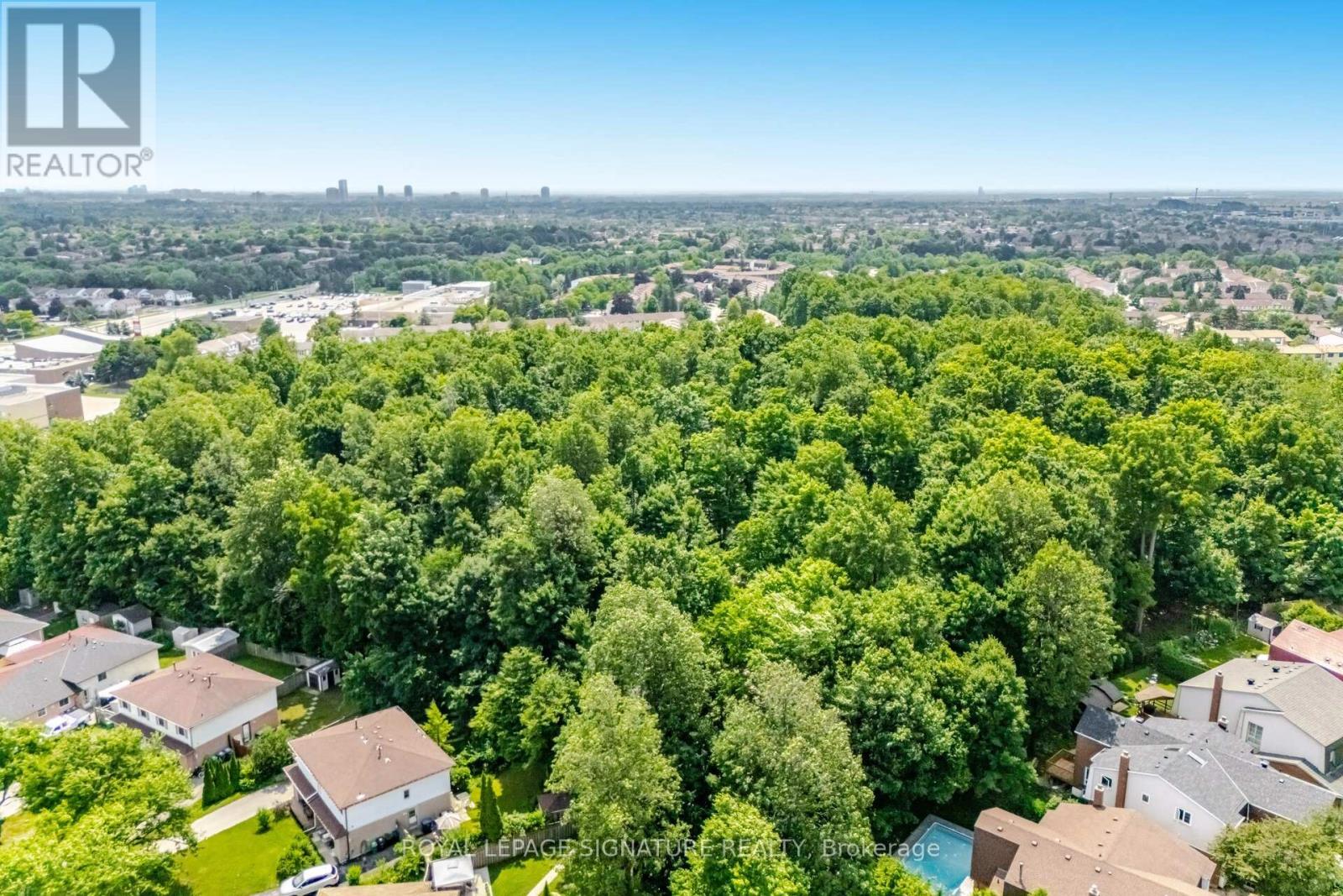 71 Mandarin Crescent, Brampton, Ontario  L6S 2S2 - Photo 35 - W12528636