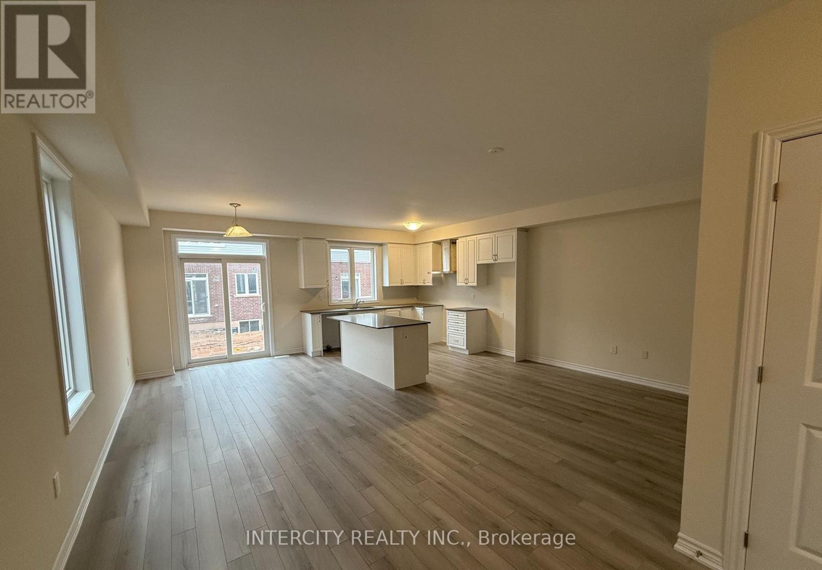 56 Brown Street, Erin, Ontario  N0B 1T0 - Photo 2 - X12532000