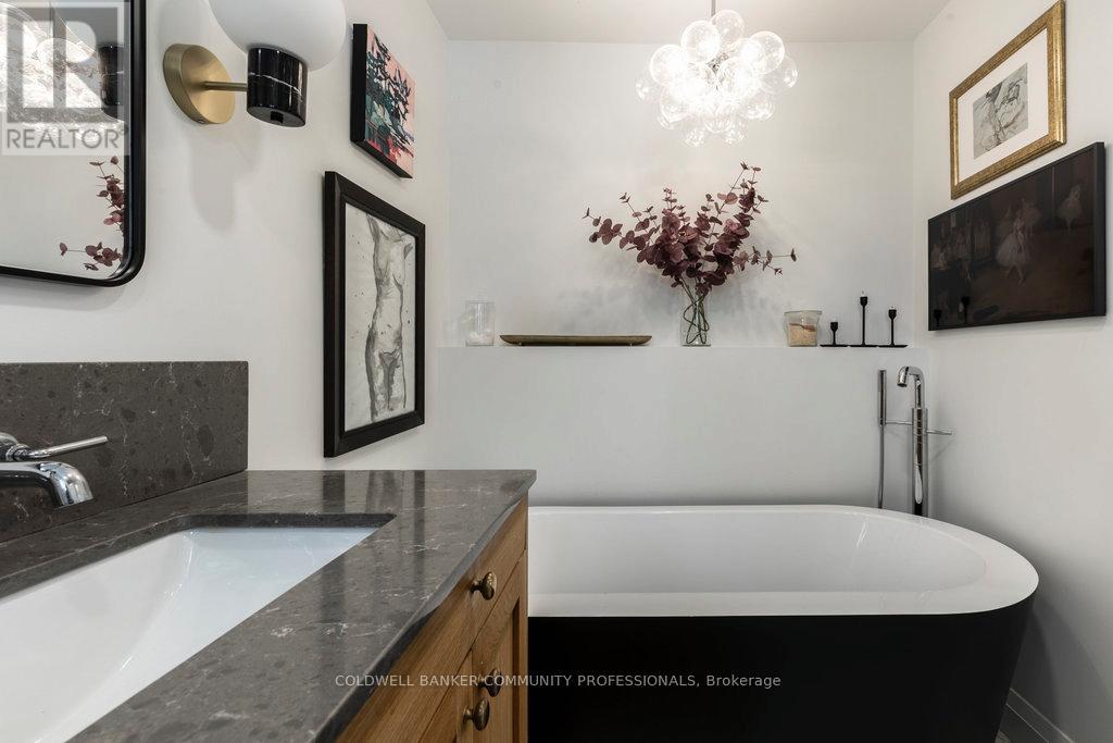 1052 French Road, Hamilton, Ontario  L0R 1W0 - Photo 22 - X12532002