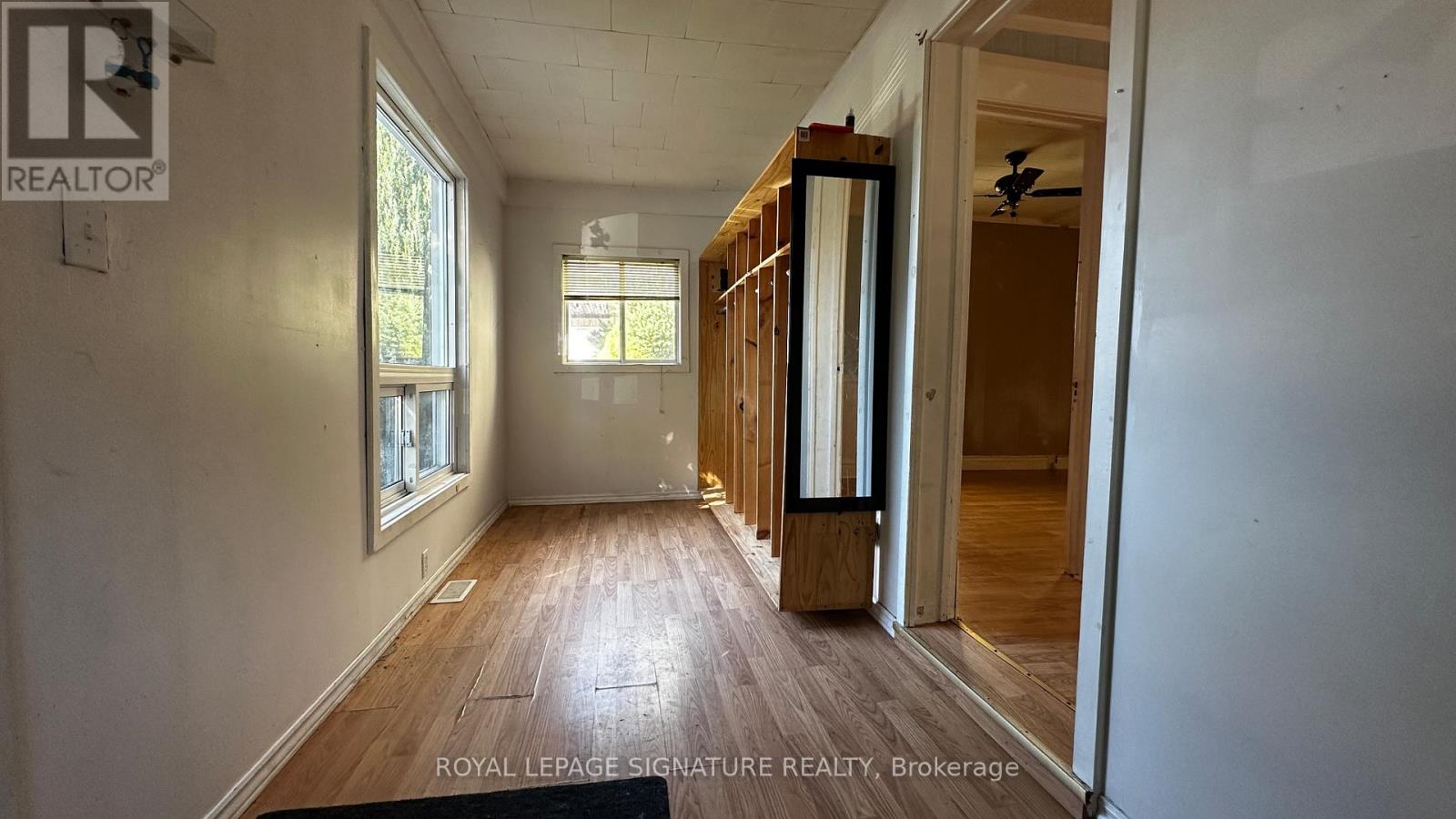 18 Jones Street, St. Catharines, Ontario  L2R 6A9 - Photo 3 - X12532016