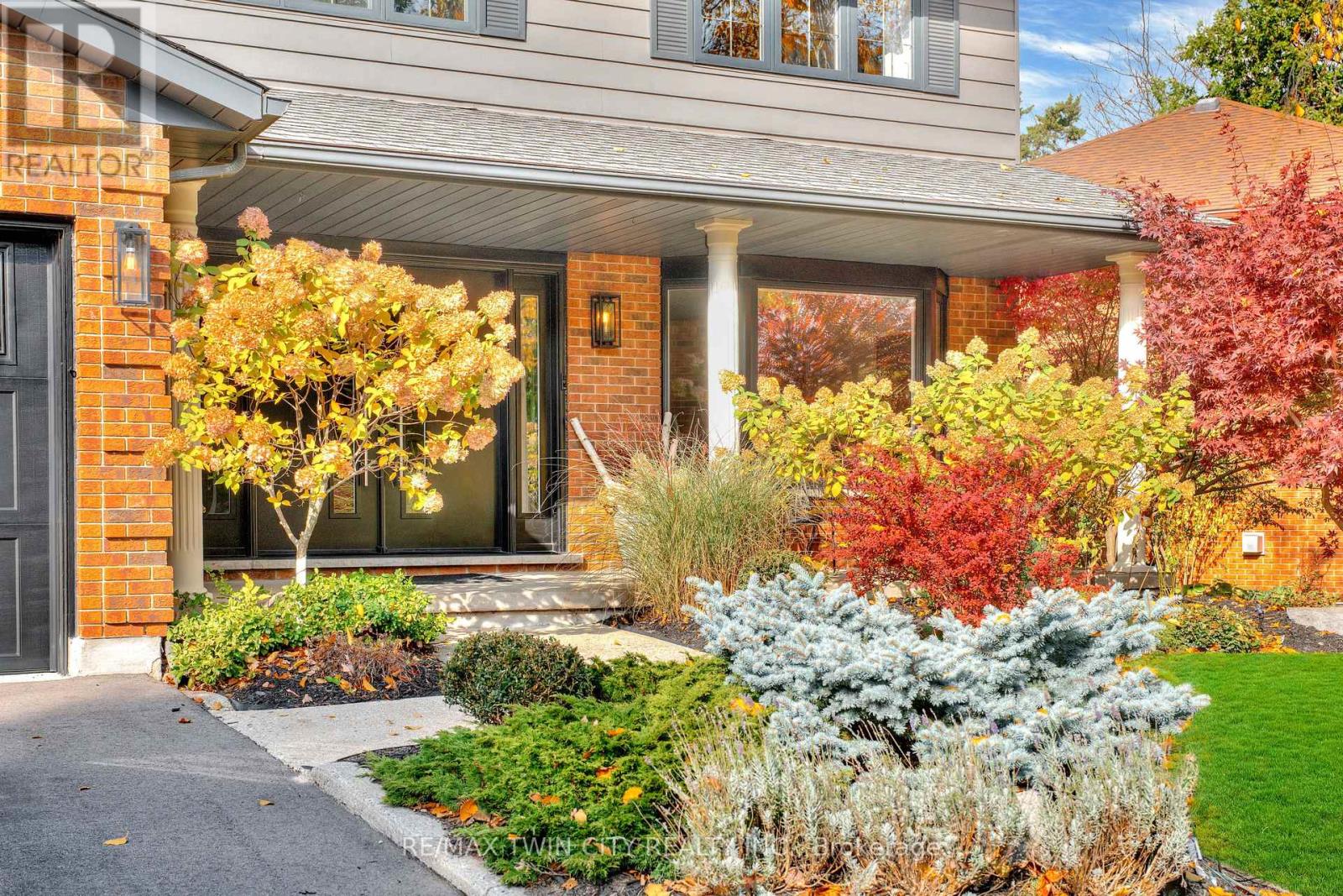 455 Winchester Drive, Waterloo, Ontario  N2T 1H6 - Photo 31 - X12532098