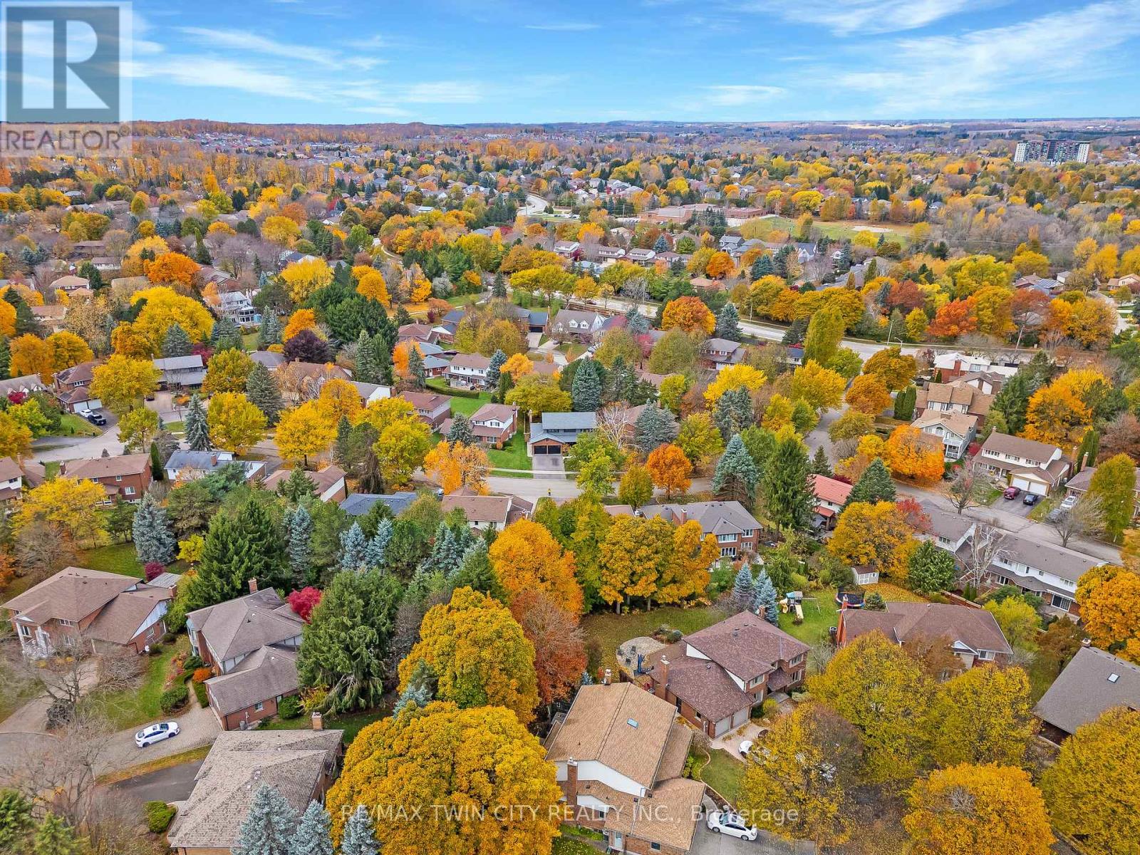 455 Winchester Drive, Waterloo, Ontario  N2T 1H6 - Photo 49 - X12532098