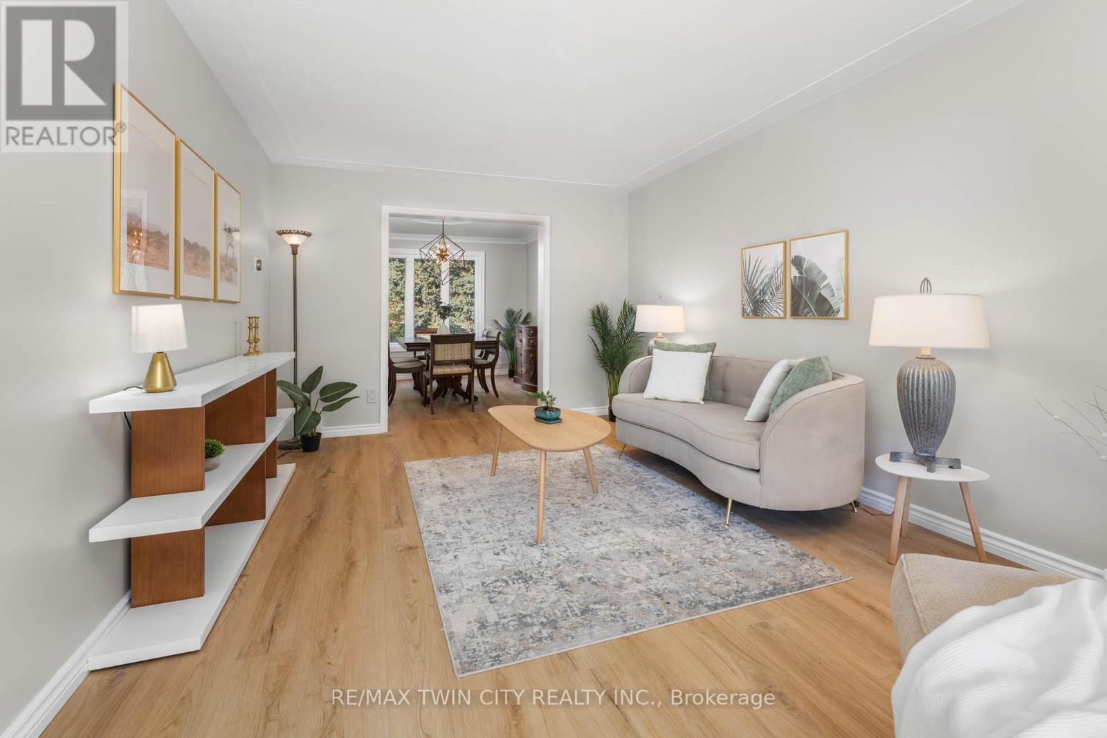 455 Winchester Drive, Waterloo, Ontario  N2T 1H6 - Photo 7 - X12532098