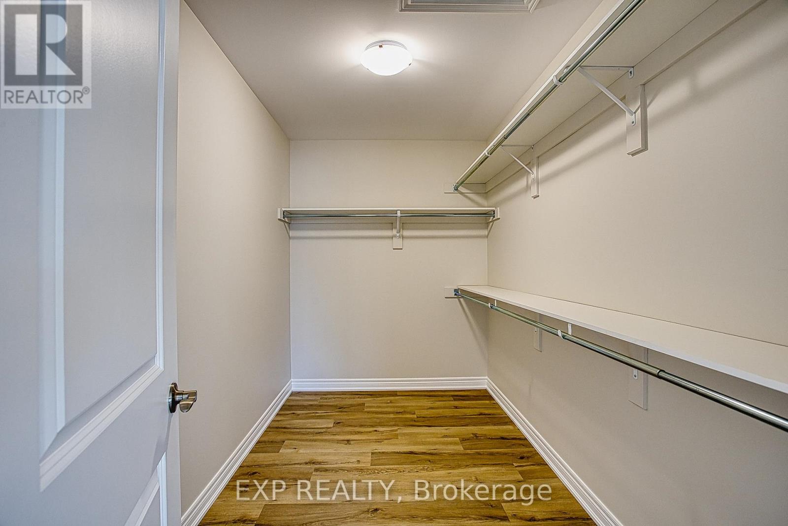 Upper - 26 Willson Drive, Thorold, Ontario  L2V 0G7 - Photo 28 - X12532202