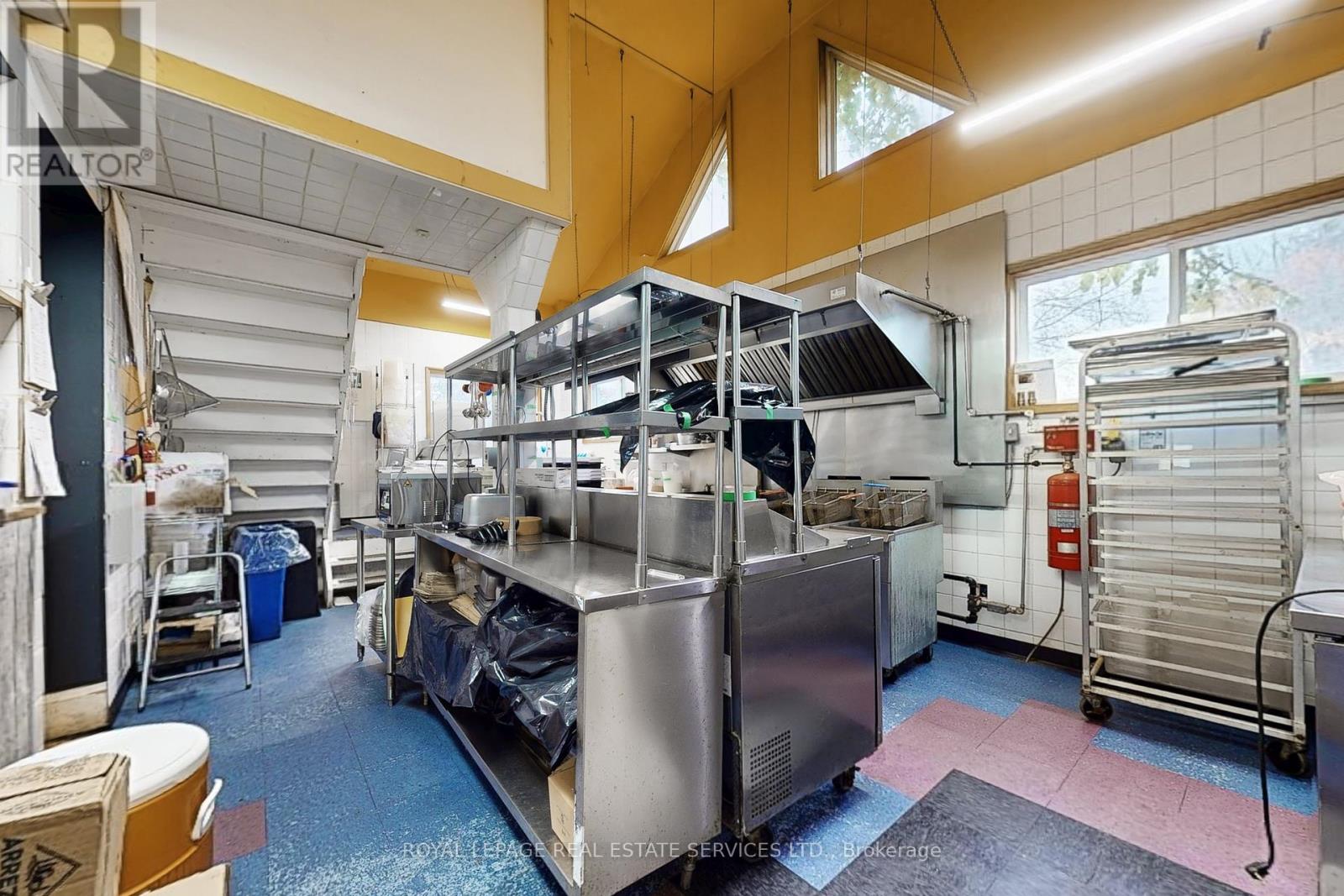 2012 Park Street, Norfolk, Ontario  N0A 1N0 - Photo 22 - X12532224