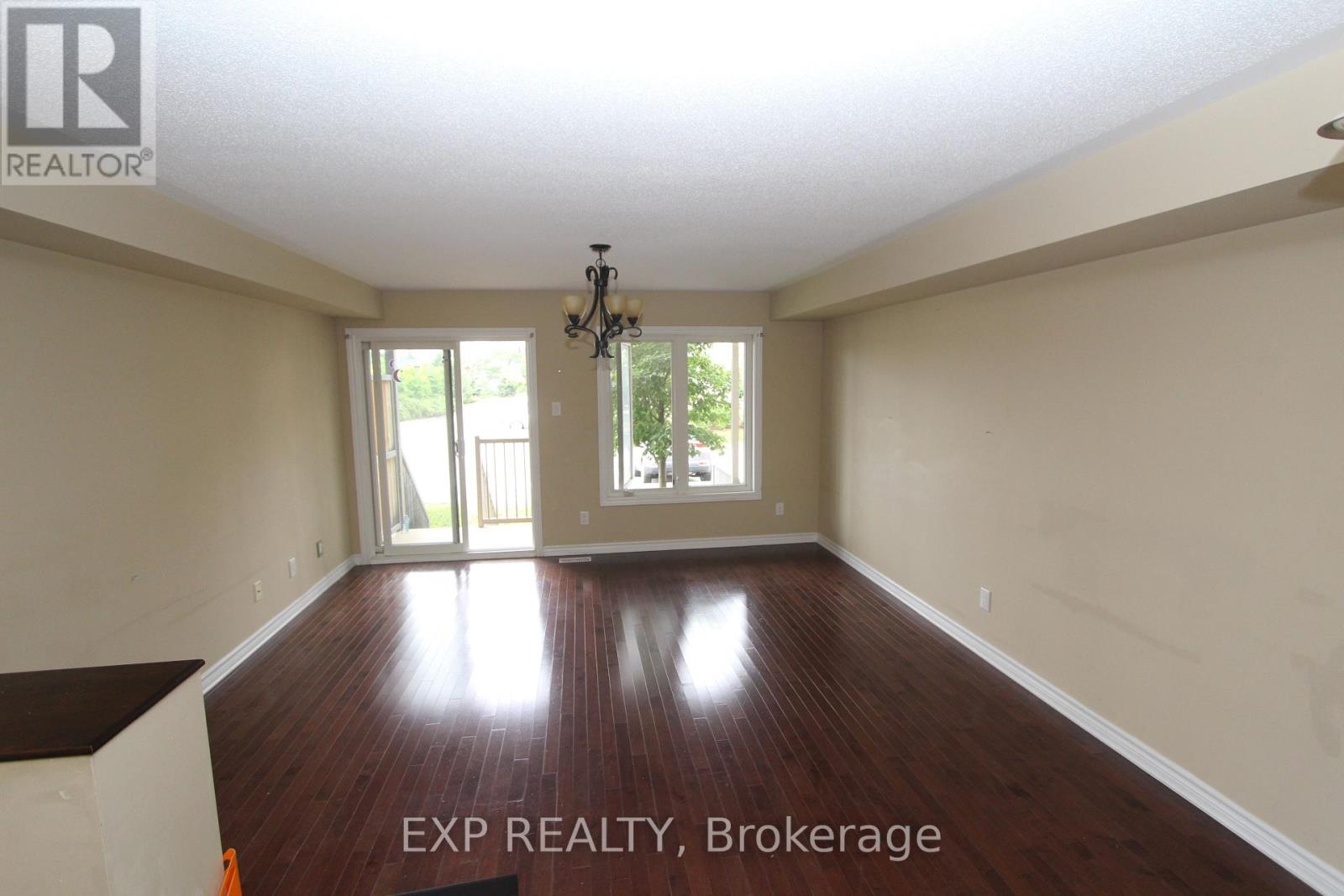 A - 1118 Klondike Road, Ottawa, Ontario  K2K 0H2 - Photo 2 - X12522778