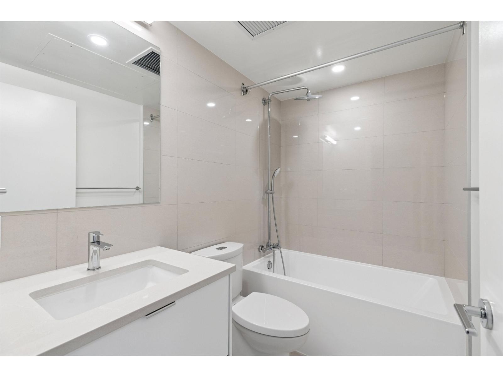 1001 13675 107a Avenue, Surrey, British Columbia  V3T 0X2 - Photo 9 - R3064797