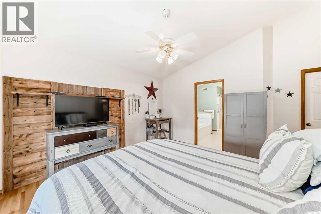 223 Cove Drive, Chestermere, Alberta  T1X 1E5 - Photo 25 - A2252451