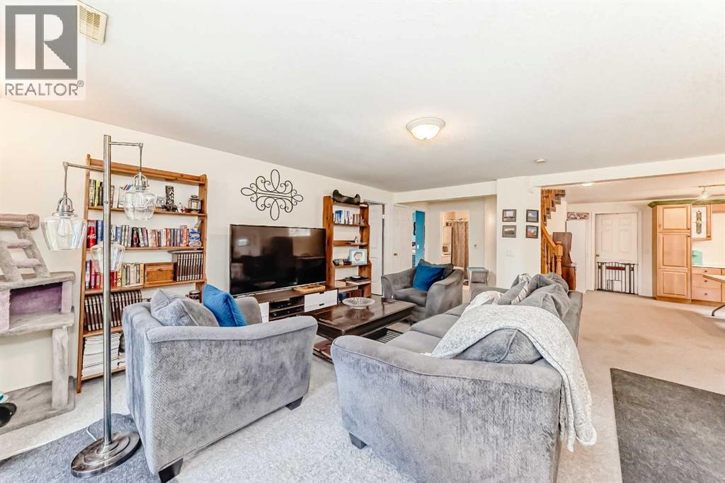 223 Cove Drive, Chestermere, Alberta  T1X 1E5 - Photo 38 - A2252451