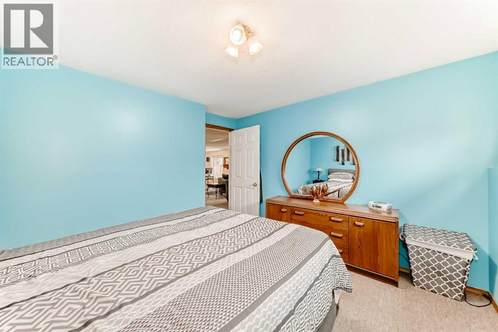 223 Cove Drive, Chestermere, Alberta  T1X 1E5 - Photo 44 - A2252451