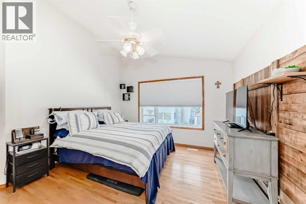 223 Cove Drive, Chestermere, Alberta  T1X 1E5 - Photo 23 - A2252451