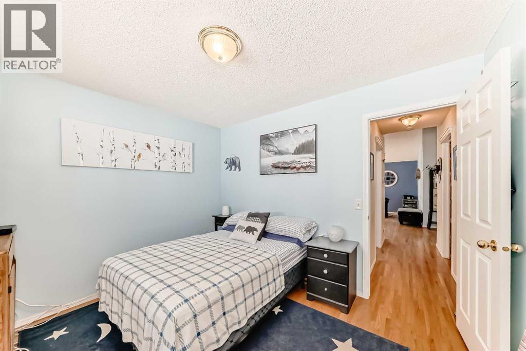 223 Cove Drive, Chestermere, Alberta  T1X 1E5 - Photo 30 - A2252451