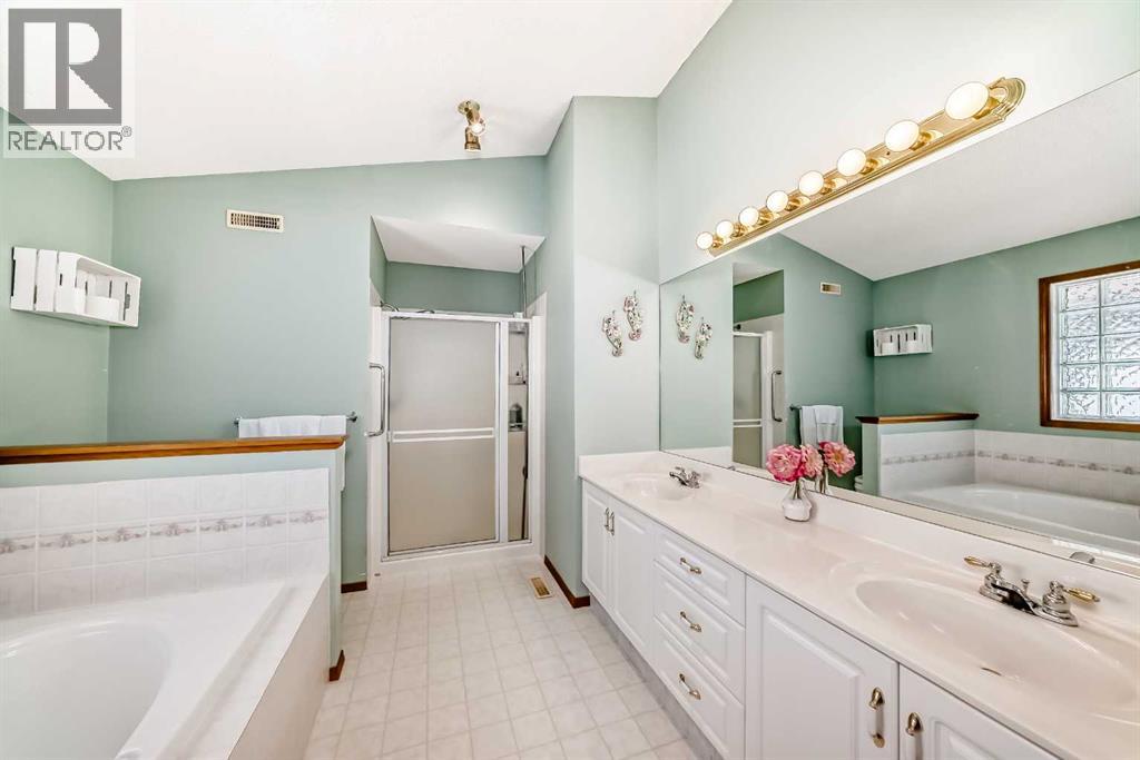 223 Cove Drive, Chestermere, Alberta  T1X 1E5 - Photo 26 - A2252451