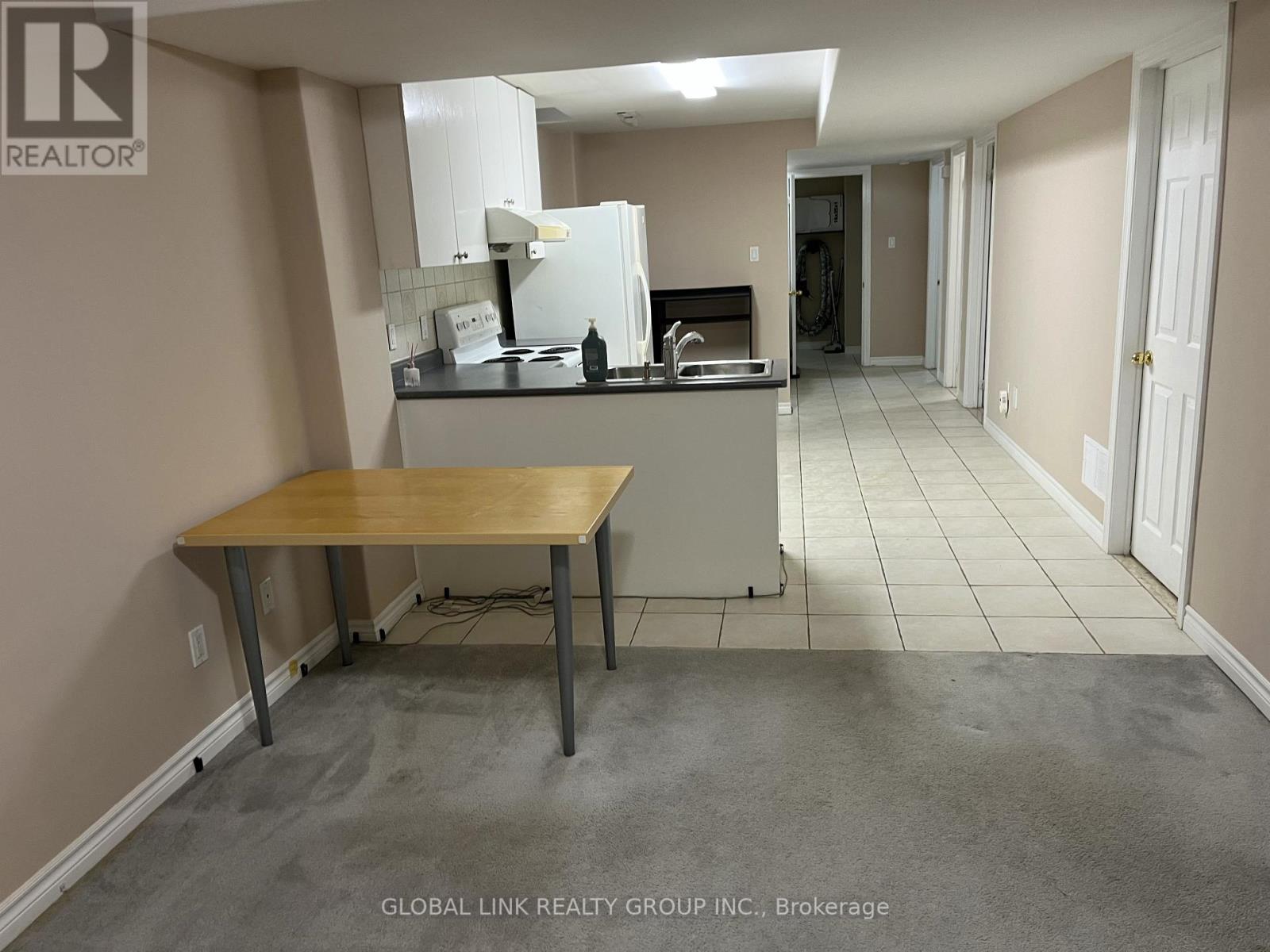 Basement - 166 Valentina Drive, Markham (Village Green-South Unionville), Ontario  L3R 4R8 - Photo 8 - N12532110