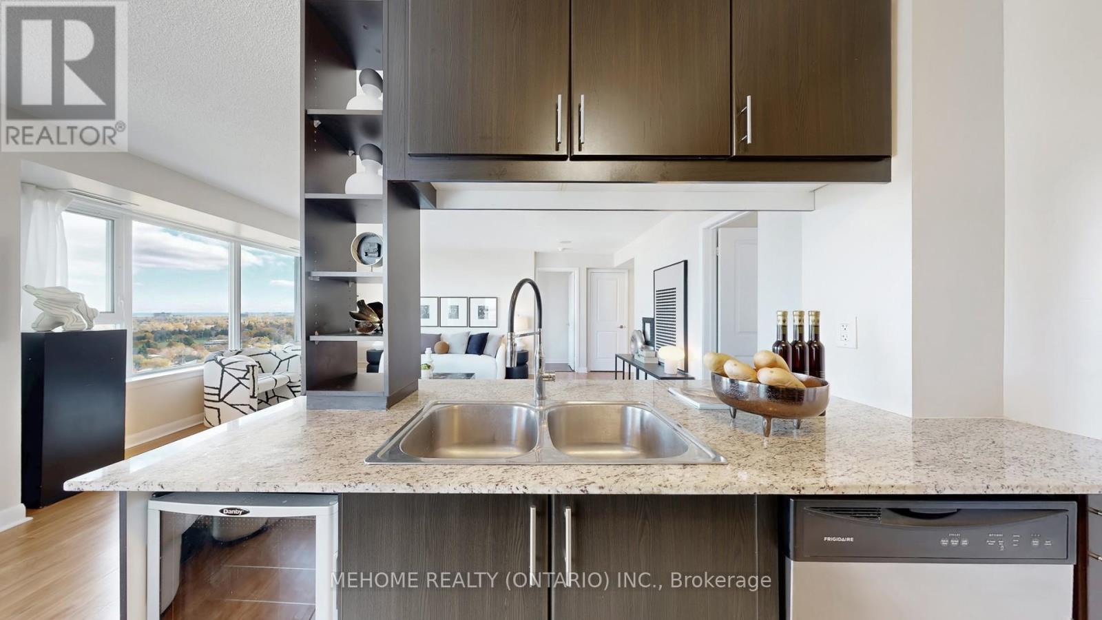 2202 - 190 Borough Drive, Toronto (Bendale), Ontario  M1P 0B6 - Photo 17 - E12527032